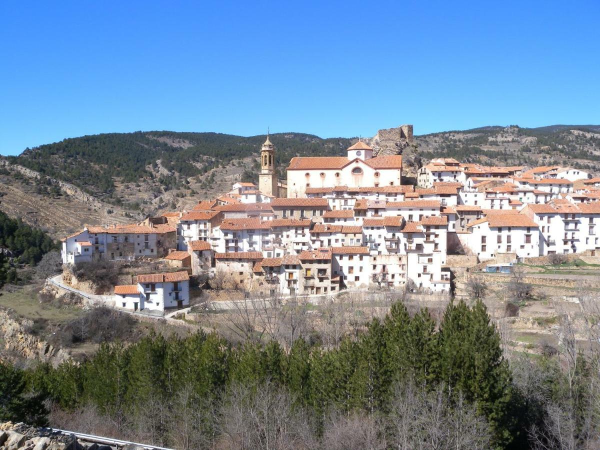 La Antigua Posada Linares de Mora Exterior foto